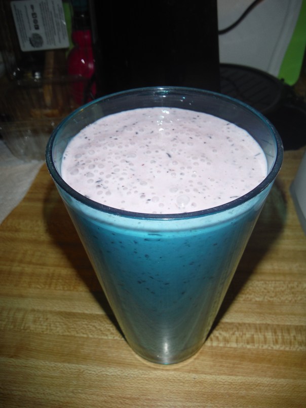 Again, just coincidence that blue smoothie ended up in blue cup.